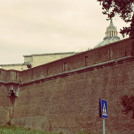 Vatican Petite ローマ